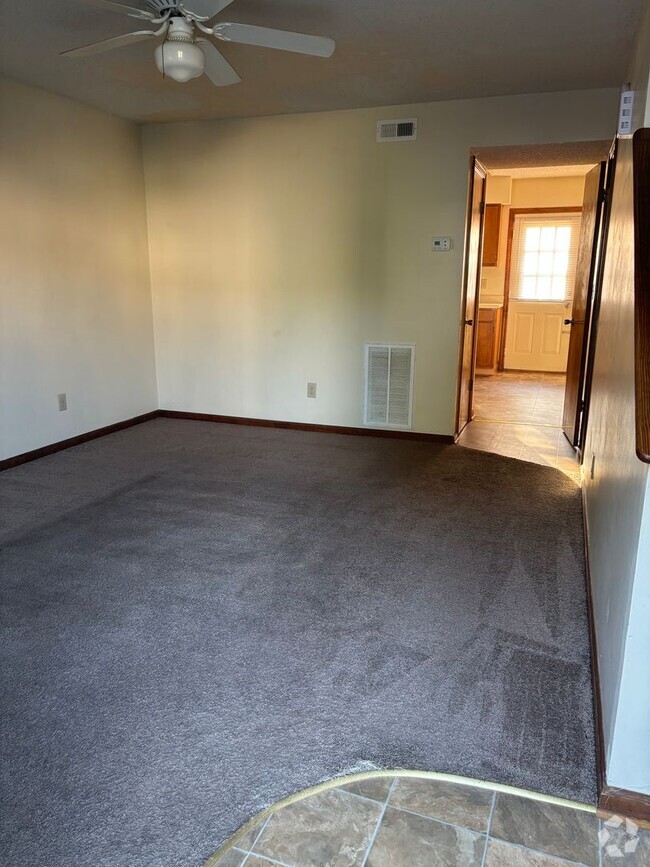 Building Photo - 1116 Park St Rental