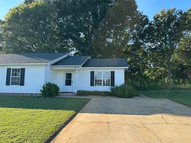 Photo - 309 Toy Ln