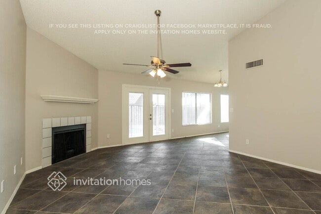7643 W Beryl Ave