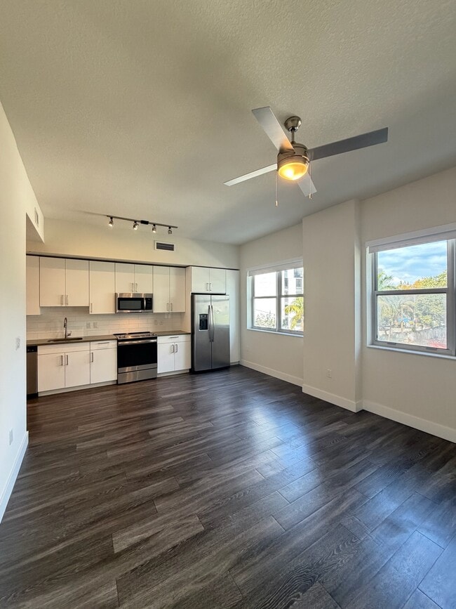 Photo - 342 NE 26th Ter Unit S3