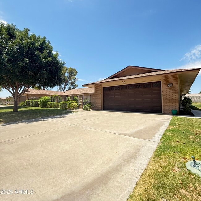 Photo - 17606 N 105th Ave House