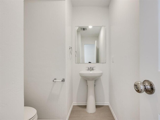 Photo - 2012 Wolford Wy