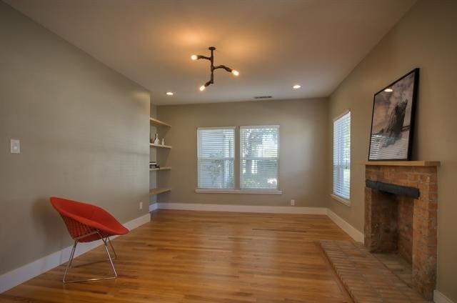 Photo - 5018 Homer St