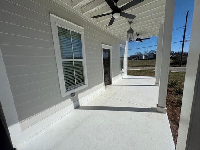 Photo - 621 Arthur St Unit B