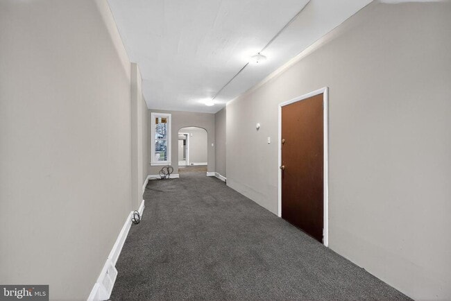 Photo - 827 N 10th St