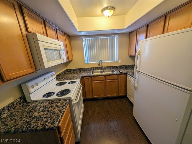 Photo - 7300 W Pirates Cove Rd Unit 2010