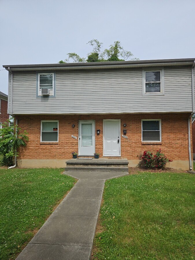 Photo - 2529 Sanford Ave SW Apartments Unit 2529