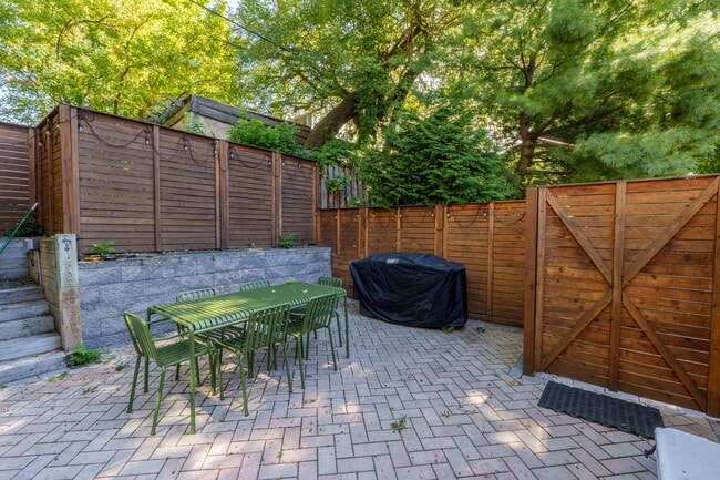 Photo - 51 Greenwood Ave Unit 7