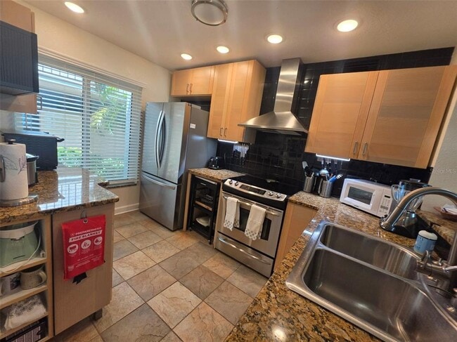 6295 Bahia Del Mar Cir Unit 111