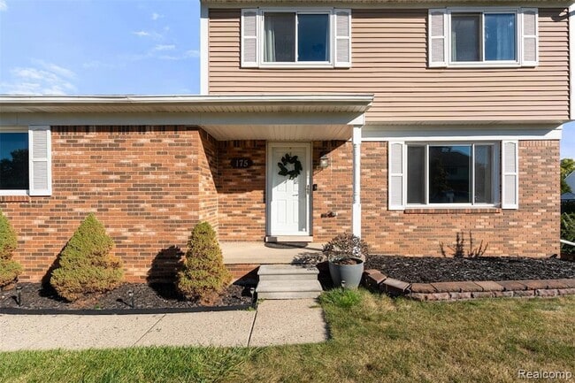 Photo - 175 Arlington Dr