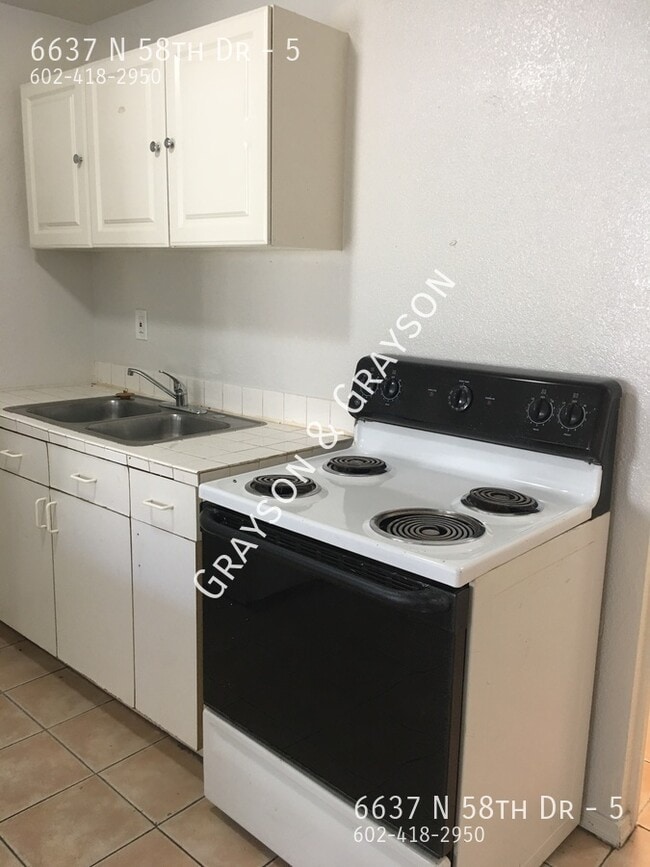 Photo - 6637 N 58th Dr Unit 5