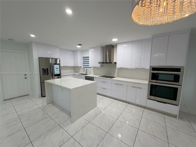 Photo - 18000 SW 110th Ave