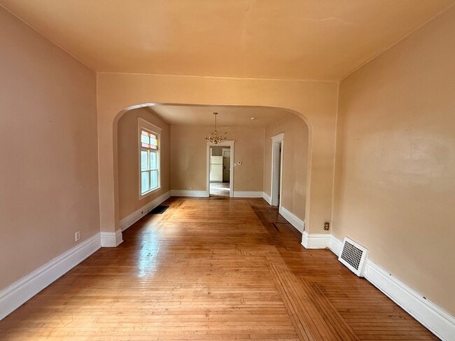 Photo - 1219 Parmele St Unit Lower