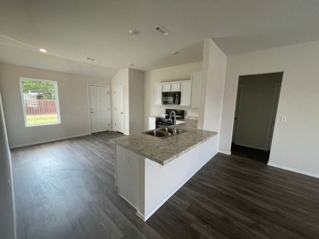 Photo - 2609 S Silver St