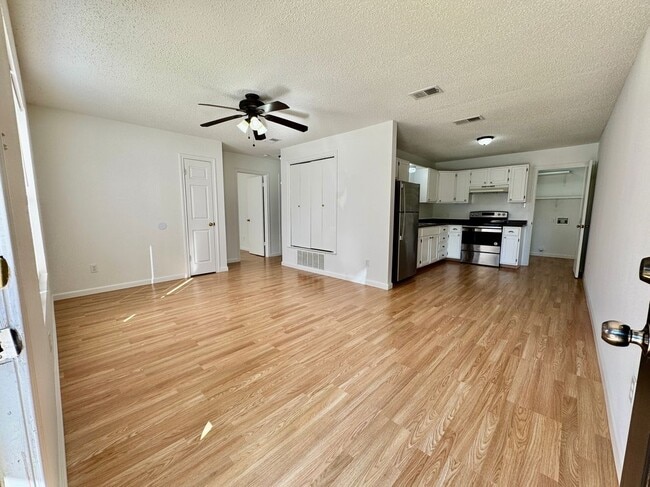 Photo - 306 Edmond St