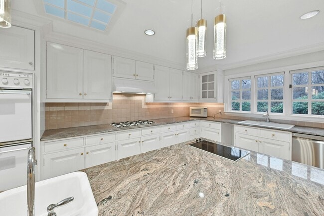Photo - 195 Elm Rd