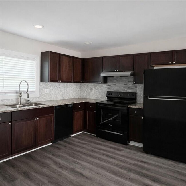 Photo - 16 Wadley St NW