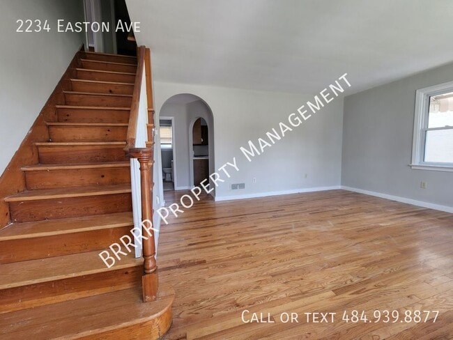 Photo - 2234 Easton Ave