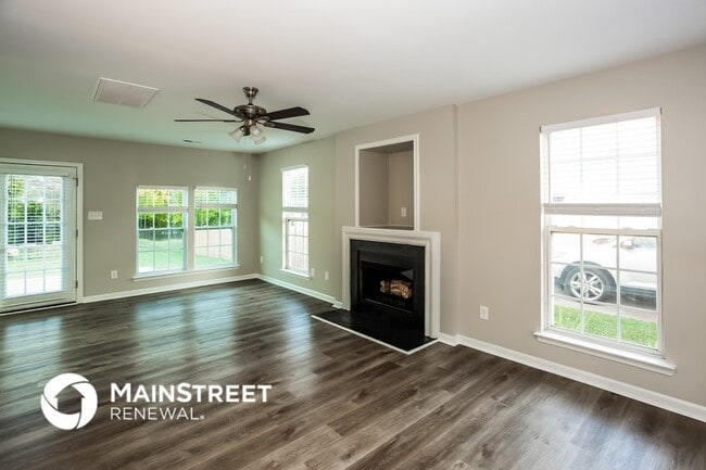 Photo - 3115 Hawick Commons Dr