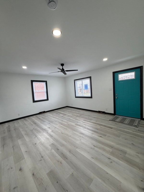 Photo - 3631 Johnson St