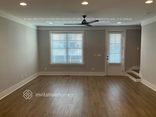 218 Founders Ln