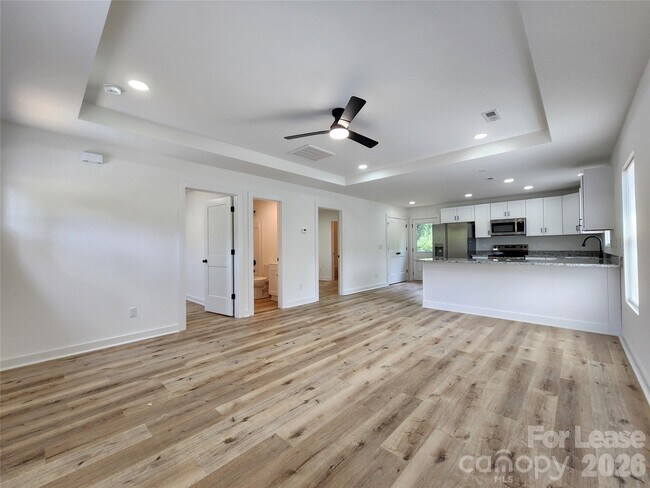Photo - 1302 Rainbow Dr