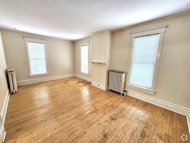 Building Photo - Green Gables Unit 5 Rental
