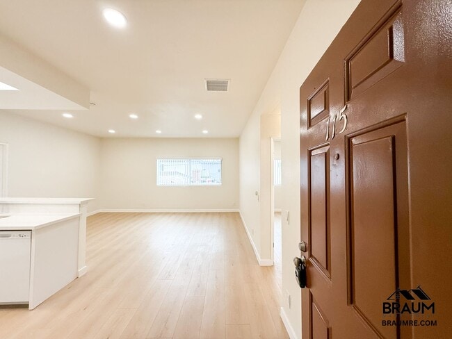 Photo - 11459 Collins St Unidad 115