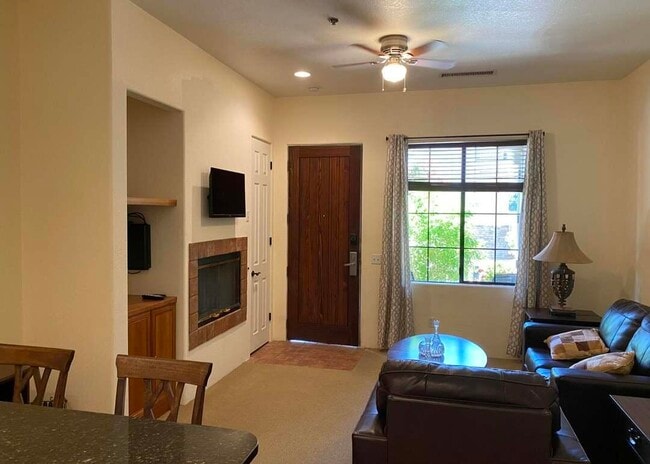 Photo - 50690 Santa Rosa Plz Unidad 1