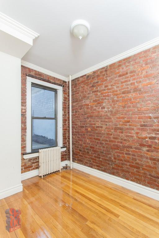 410 E 13th St Unidad 3A//B