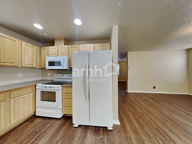 Photo - 9517 W Shelborne Dr