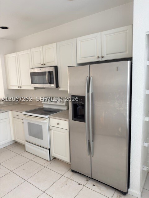 677 NW 42nd Ave