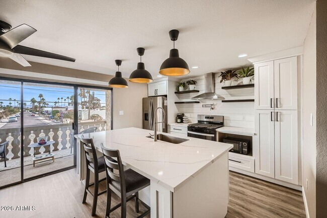 4950 N Miller Rd Unit 210