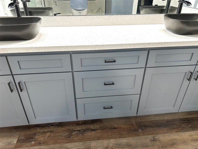 Photo - 2310 Townhall Ln