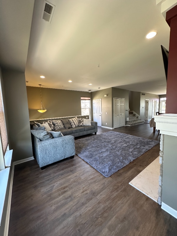 Photo - 385 Windmill Dr