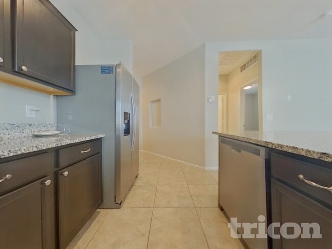 Photo - 31026 W Earll Dr