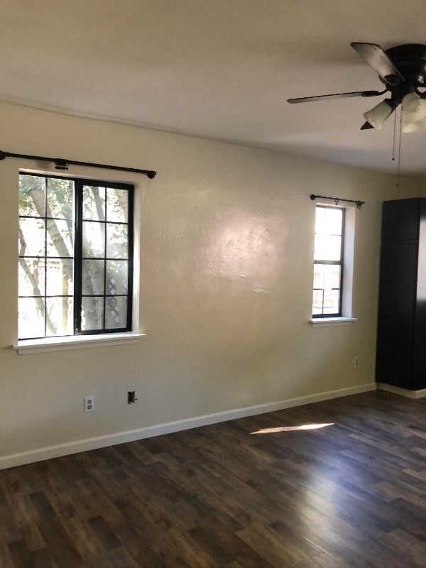 Photo - 204 E Hinckley St Unit Apt B