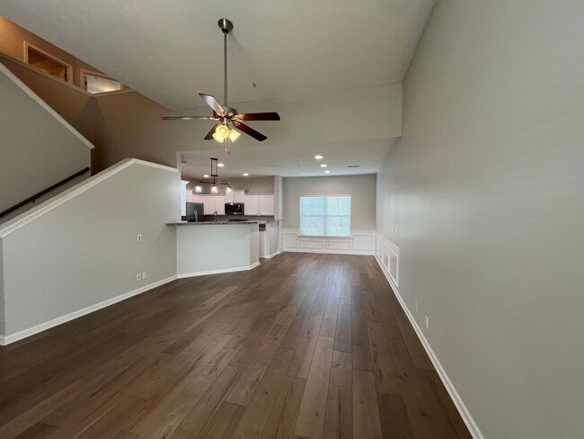 Photo - Available Immediately! Gorgeous 4 Bedroom 3 Bath in Creeksbend Subdivision