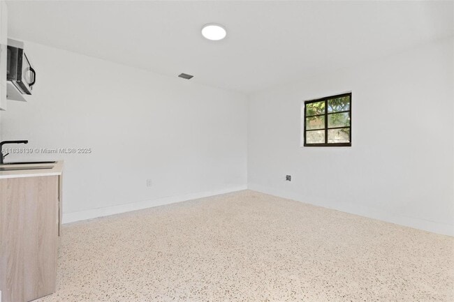 Photo - 2442 SW 3rd St Unit 3