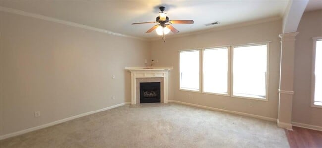 Photo - 237 Ascott Ln