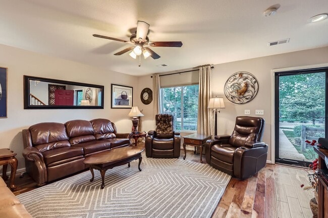 Photo - 6745 Brittany Dr