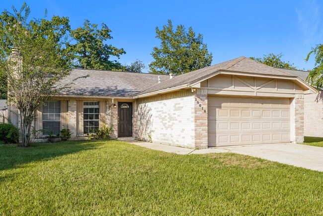 10018 Spotted Horse Dr