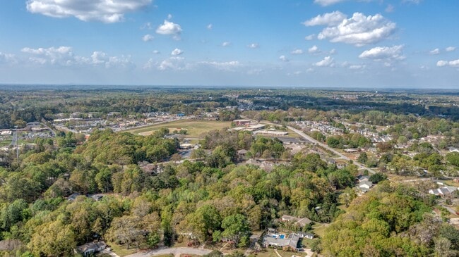 Photo - 1416 Hilltop Dr