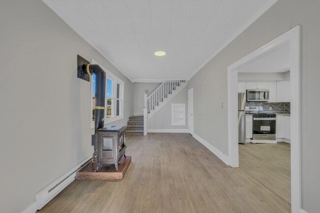 Photo - 1024 Walnut St