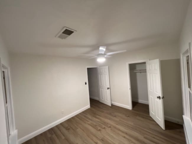 Photo - 1961 Carol Ave