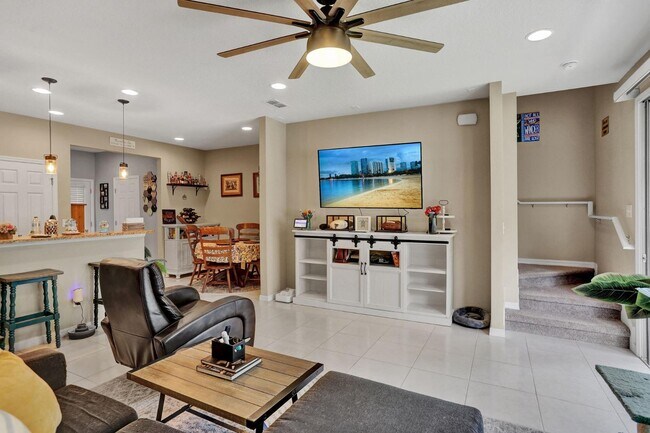 7036 Beauhaven Ct