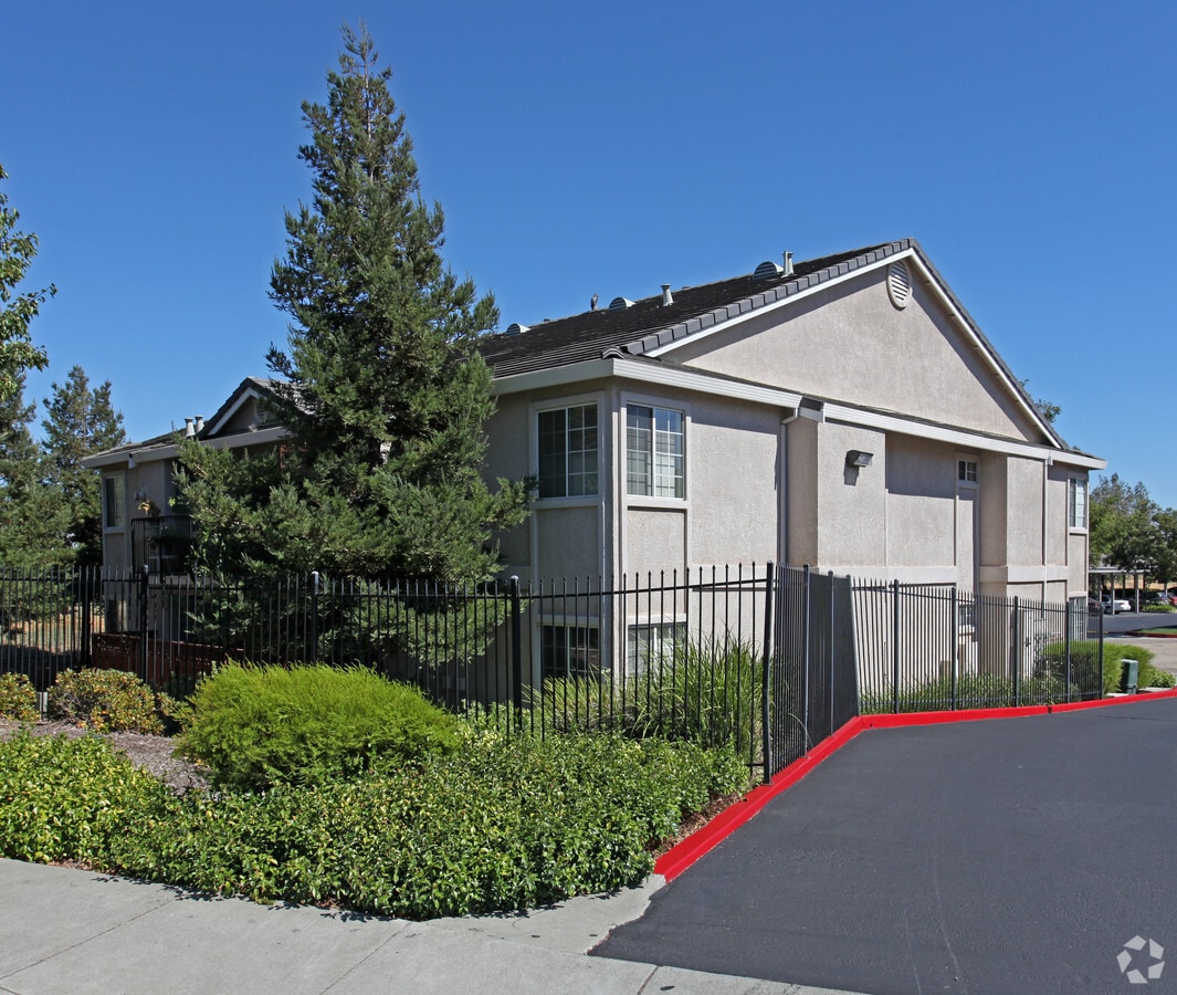 Photo - Woodcreek Senior Commons