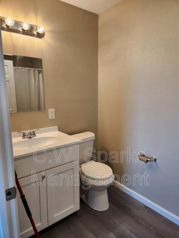 Photo - 1317 E Main St Unit Section 5