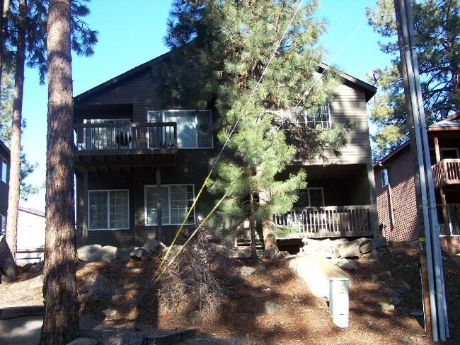 Townhouse Close to COCC! All New Carpet & ... - Townhouse Close to COCC! All New Carpet & ...