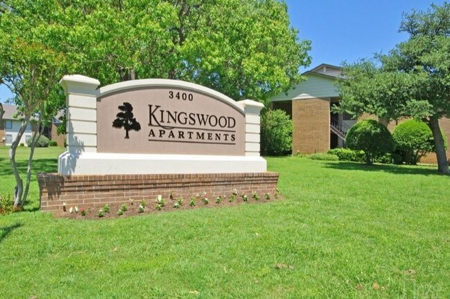 Kingswood Apartments